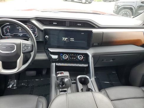 Used 2023 GMC Sierra 1500 Denali w/ Denali Reserve Package AWD/4WD image 14