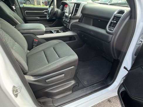 Used 2025 RAM 1500 Big Horn AWD/4WD image 19