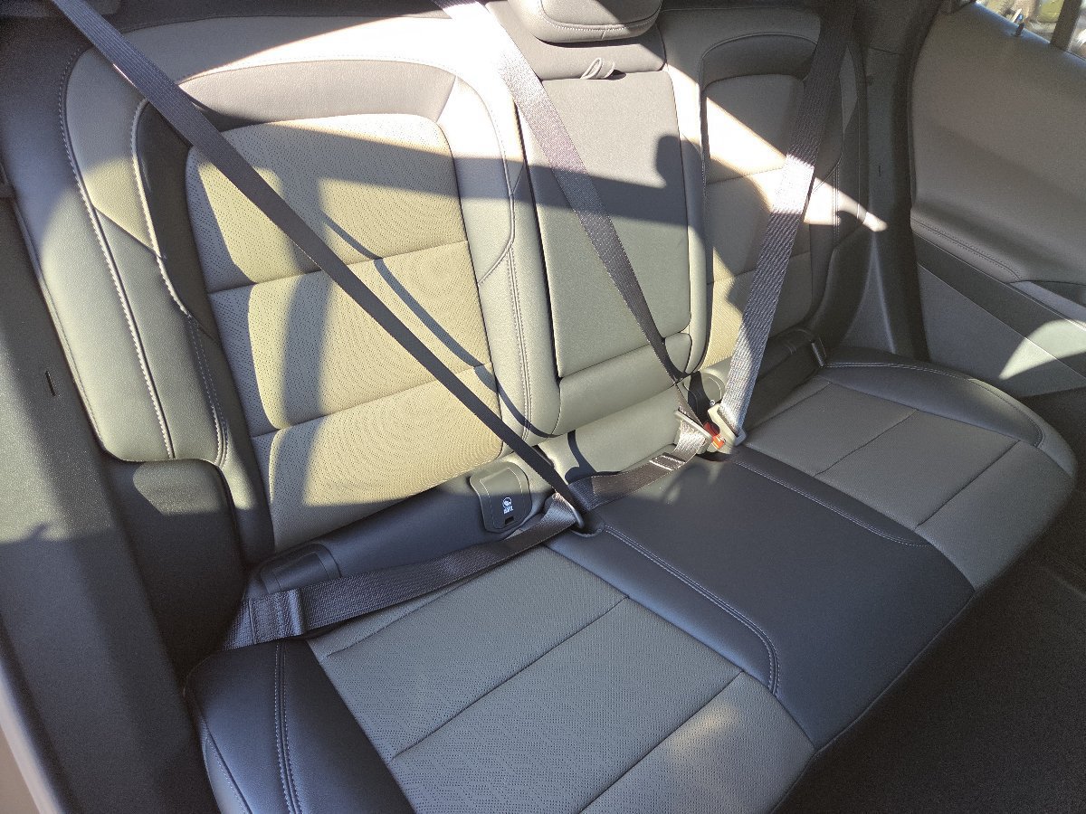 New 2027 Chevrolet Equinox LT w/ Convenience Package II AWD/4WD image 27