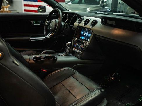 Used 2017 Ford Mustang Premium RWD image 10