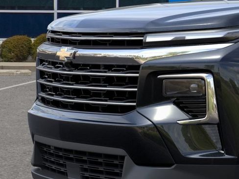 New 2027 Chevrolet Traverse LT FWD image 13