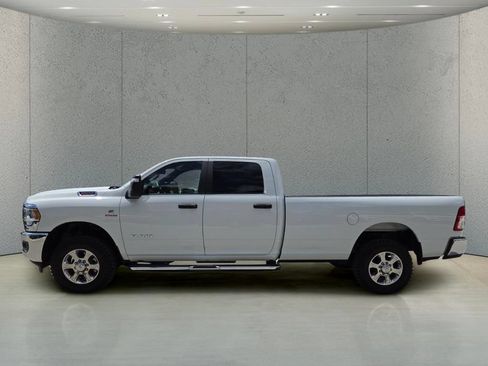 Used 2024 RAM 3500 Big Horn AWD/4WD image 7
