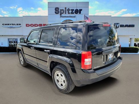 Used 2012 Jeep Patriot Sport image 3