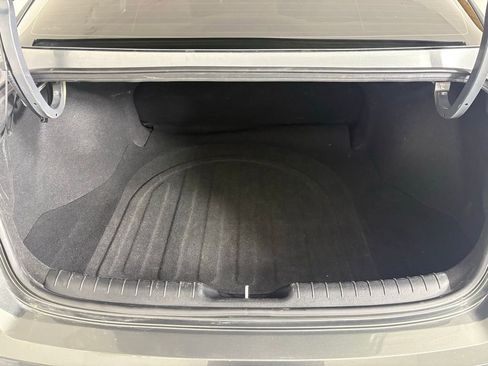 Used 2024 Hyundai Elantra SEL image 21