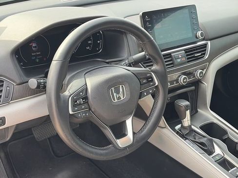 Used 2018 Honda Accord EX-L image 18