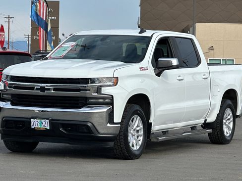 Used 2019 Chevrolet Silverado 1500 LT w/ All-Star Edition image 8