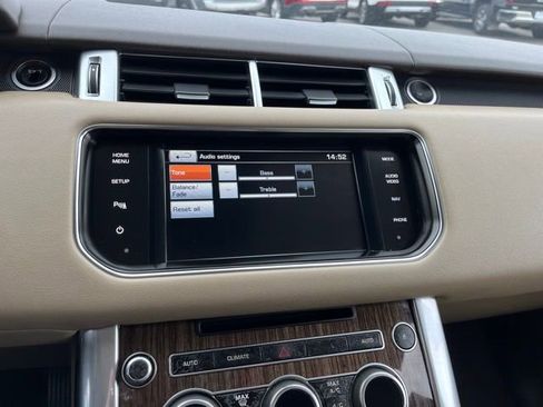 Used 2015 Land Rover Range Rover Sport SE AWD/4WD image 40