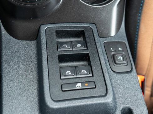 Used 2023 Ford Bronco Outer Banks AWD/4WD image 32