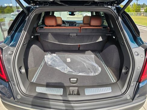 New 2026 Cadillac XT5 Premium Luxury w/ Driver Assist Package AWD/4WD image 13