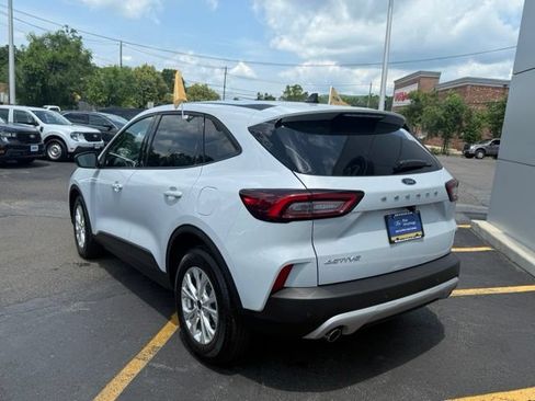 Certified 2025 Ford Escape Active w/ Tech Pack #1 FWD image 5