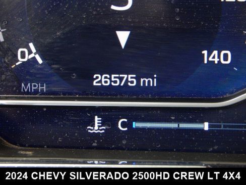 Used 2024 Chevrolet Silverado 2500 LT image 20