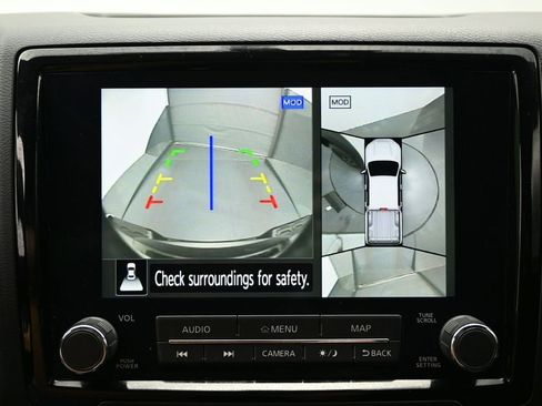 Used 2023 Nissan Frontier PRO-4X w/ Pro-4X Premium Package AWD/4WD image 17