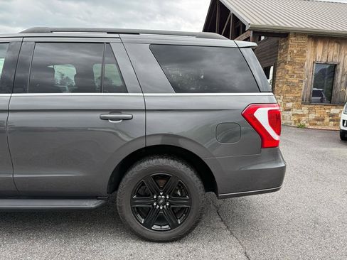 Used 2019 Ford Expedition XLT w/ Equipment Group 201A RWD image 39