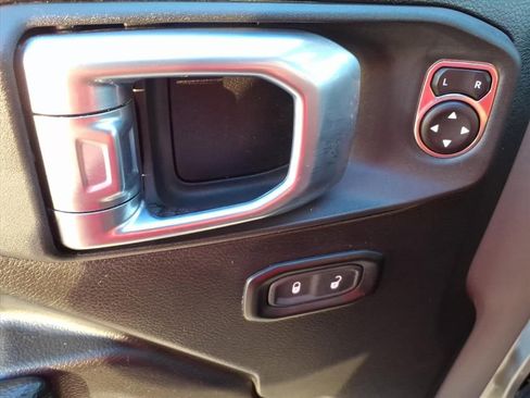 Used 2023 Jeep Gladiator Sport image 20