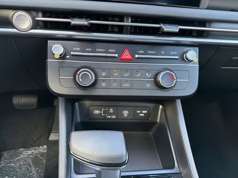 New 2026 Hyundai Tucson SE image 26