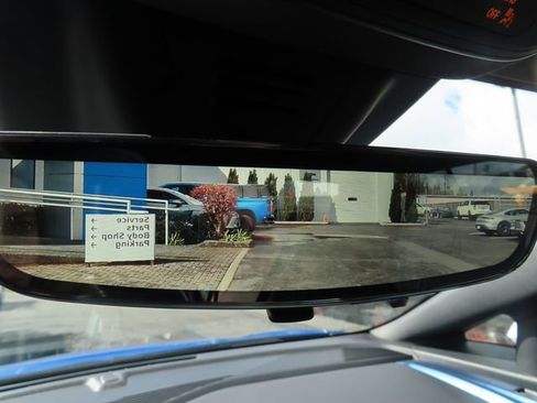 Used 2025 Chevrolet Equinox EV LT w/ Convenience Package II FWD image 31