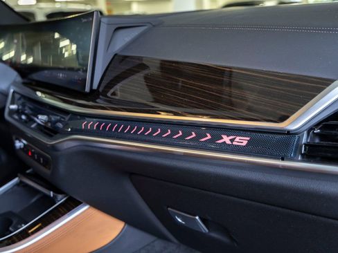 Certified 2024 BMW X5 xDrive40i w/ M Sport Package image 32