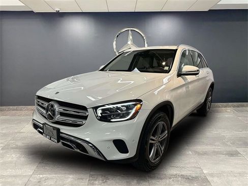 Certified 2022 Mercedes-Benz GLC 300 4MATIC image 4