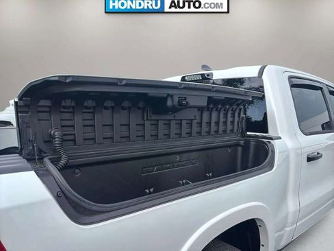 Used 2025 RAM 1500 Limited AWD/4WD image 13
