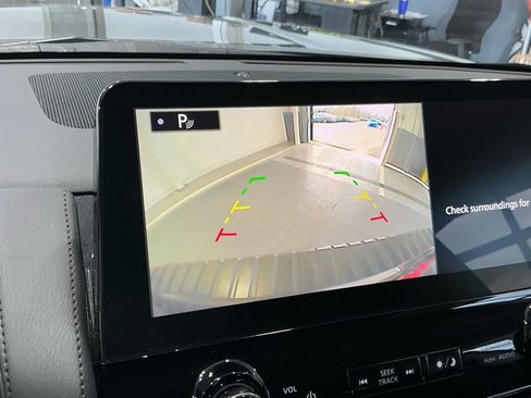 Used 2023 Nissan Armada SV w/ Cargo Package image 5