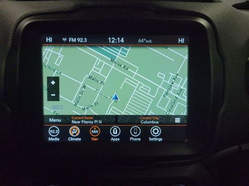 Used 2023 Jeep Renegade Latitude image 18