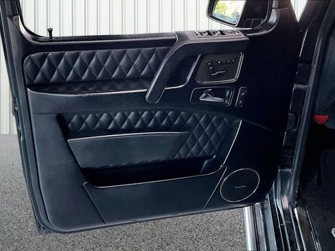 Used 2016 Mercedes-Benz G 63 AMG 4MATIC image 19