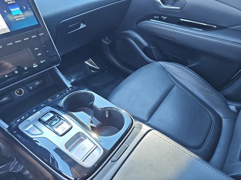 Used 2022 Hyundai Tucson Limited image 25