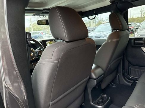 Used 2017 Jeep Wrangler Unlimited Sahara w/ Max Tow Package image 16