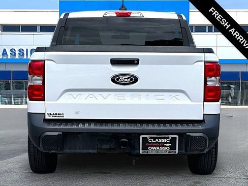 Used 2025 Ford Maverick XLT w/ Equipment Group 302A AWD/4WD image 4