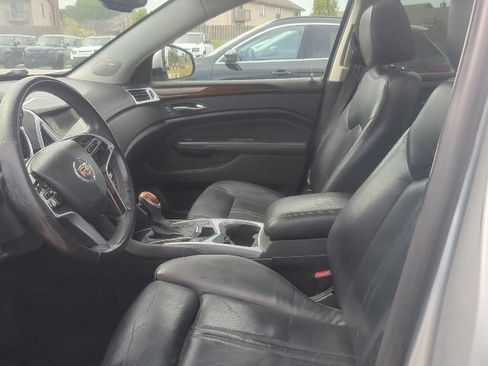 Used 2015 Cadillac SRX Luxury w/ Driver Awareness Package FWD image 6