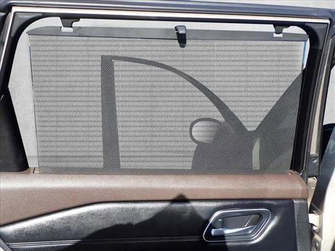 Used 2021 Nissan Rogue SL w/ Premium Package image 11