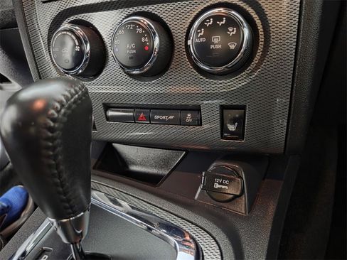 Used 2013 Dodge Challenger R/T Plus image 30