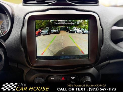 Used 2021 Jeep Renegade Trailhawk AWD/4WD image 28