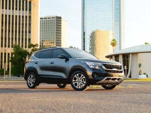 Used 2021 Kia Seltos S image 9