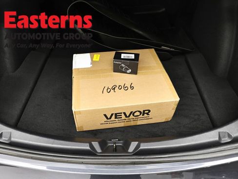 Used 2022 Tesla Model 3 image 9