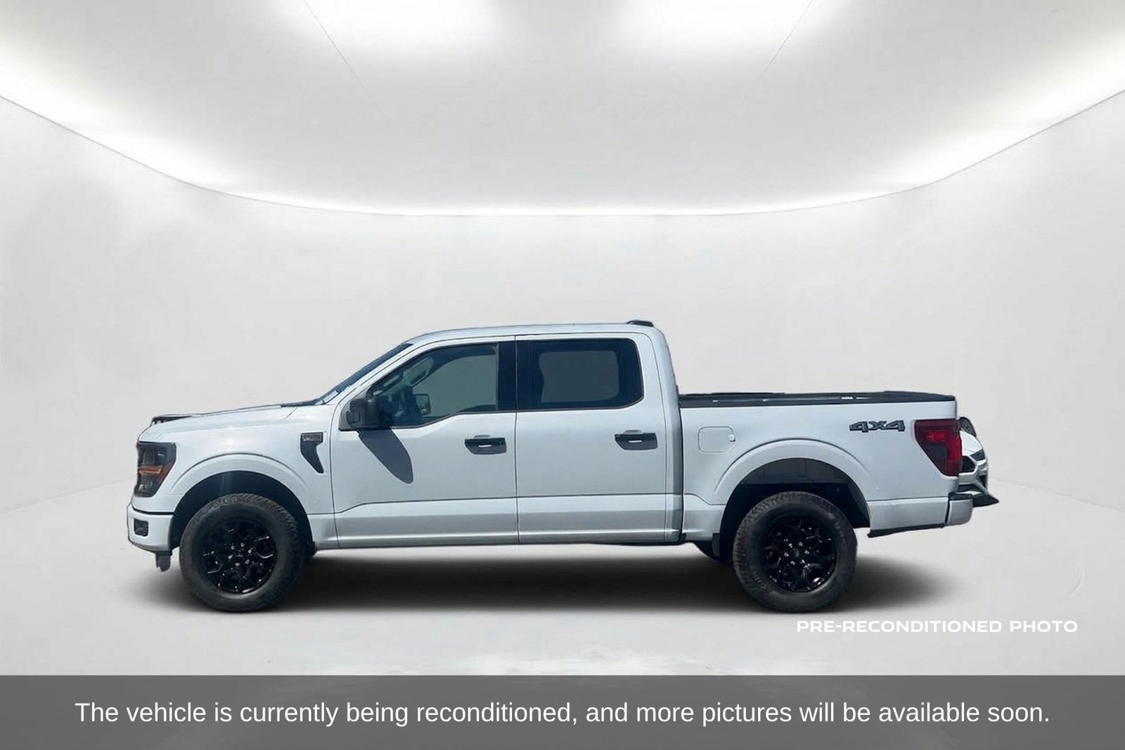Used 2025 Ford F150 STX AWD/4WD image 9