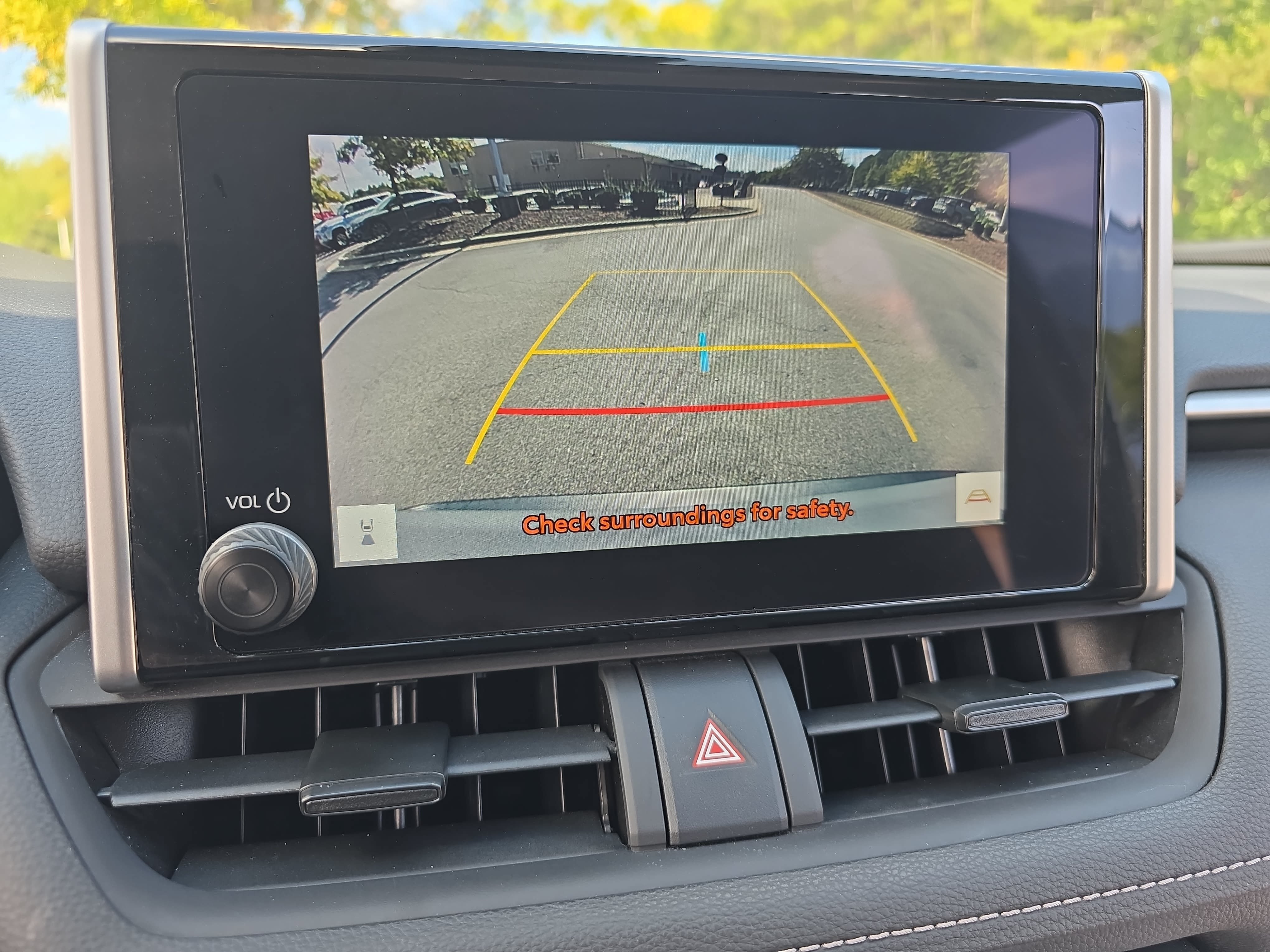 Used 2024 Toyota RAV4 XLE FWD image 20