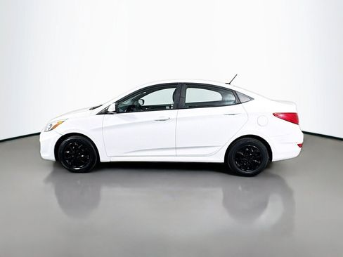 Used 2016 Hyundai Accent SE FWD image 2