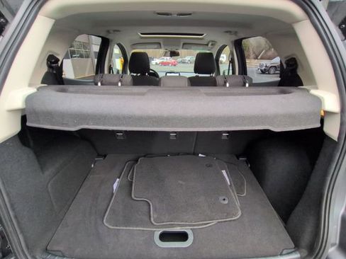 Used 2019 Ford EcoSport SE w/ SE Convenience Package image 25