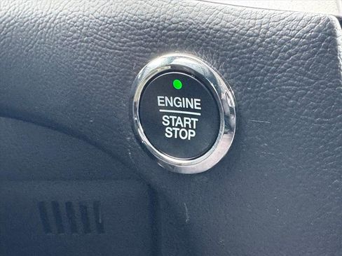 Used 2023 Ford Edge SEL image 25