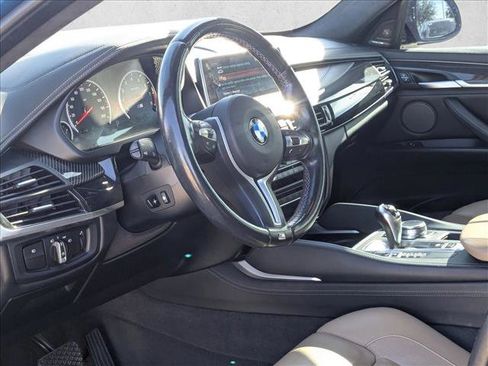 Used 2017 BMW X6 M image 10
