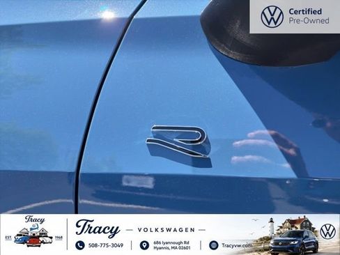 Certified 2025 Volkswagen Tiguan SE R-Line AWD/4WD image 11
