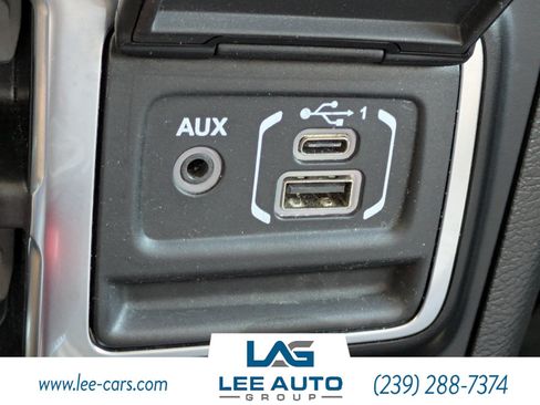 Used 2022 Jeep Gladiator Mojave w/ LED Lighting Group AWD/4WD image 25