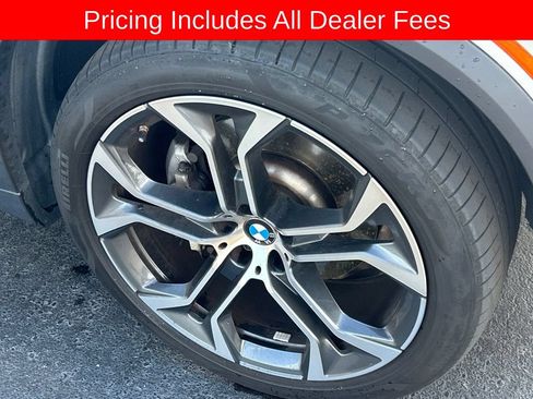 Used 2023 BMW X5 xDrive40i w/ Executive Package AWD/4WD image 2