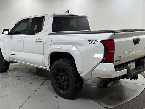 Certified 2025 Toyota Tacoma TRD Sport image 7
