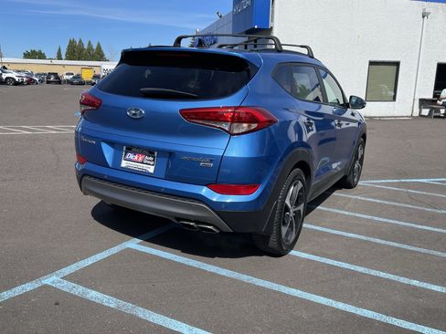 Used 2016 Hyundai Tucson Limited w/ Option Group 03 AWD/4WD image 5