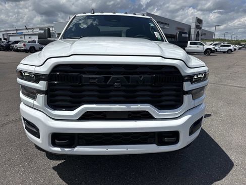 New 2026 RAM 2500 Big Horn AWD/4WD image 2