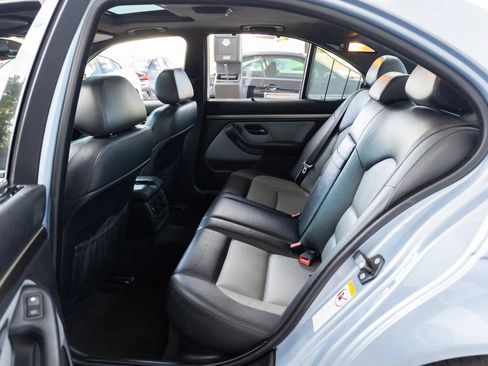 Used 2001 BMW M5 RWD image 29