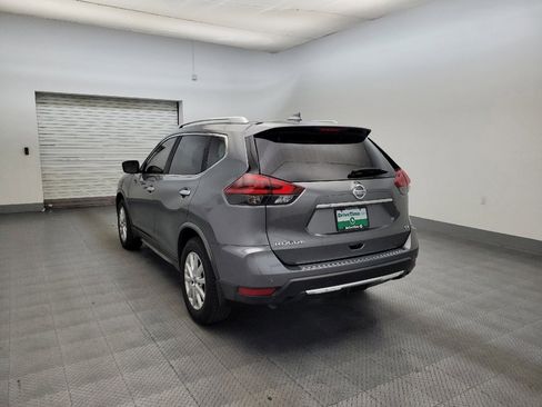 Used 2019 Nissan Rogue SV FWD image 5
