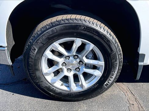 Used 2023 Chevrolet Silverado 1500 LT image 7